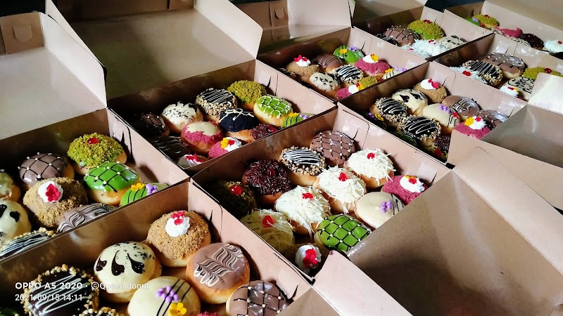 Donut Manis di Kalisadang: Rasa yang Menghangatkan Hari Anda di Cilacap